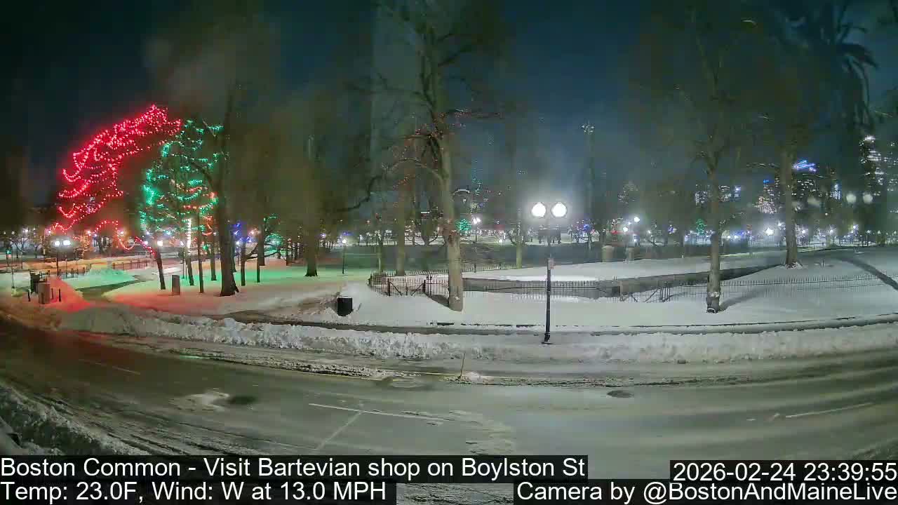 Boston Common at Boylston St.  Live Cam  - Boston , Massachusetts, USA