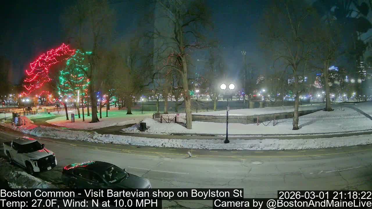 Boston Common at Boylston St.  Live Cam  - Boston , Massachusetts, USA