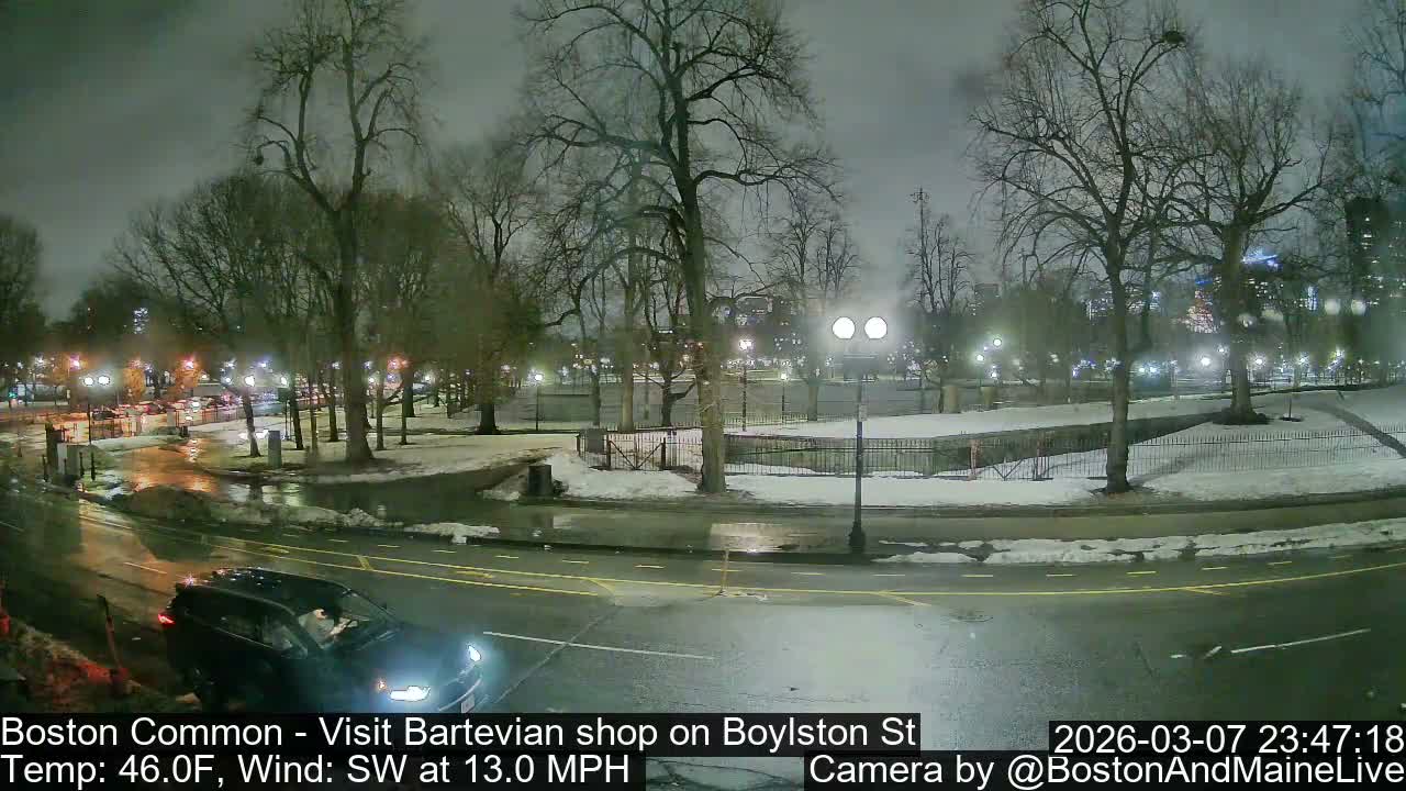 Boston Common at Boylston St.  Live Cam  - Boston , Massachusetts, USA