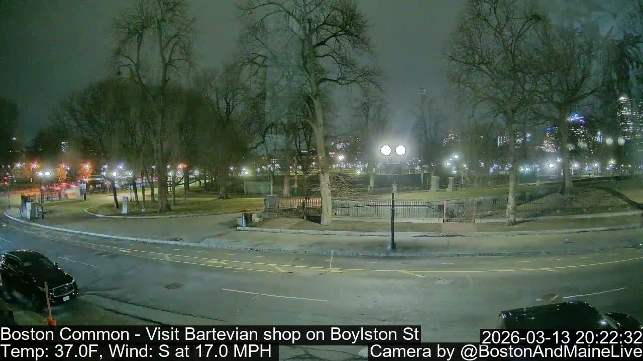 Boston Common at Boylston St.  Live Cam  - Boston , Massachusetts, USA
