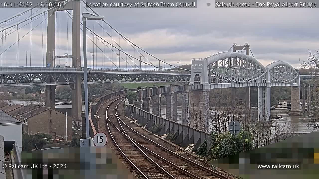Saltash,  The Royal Albert Railway Bridge & Tamar Bridge / River Live Cam - Cornwall, South West, England, United Kingdom