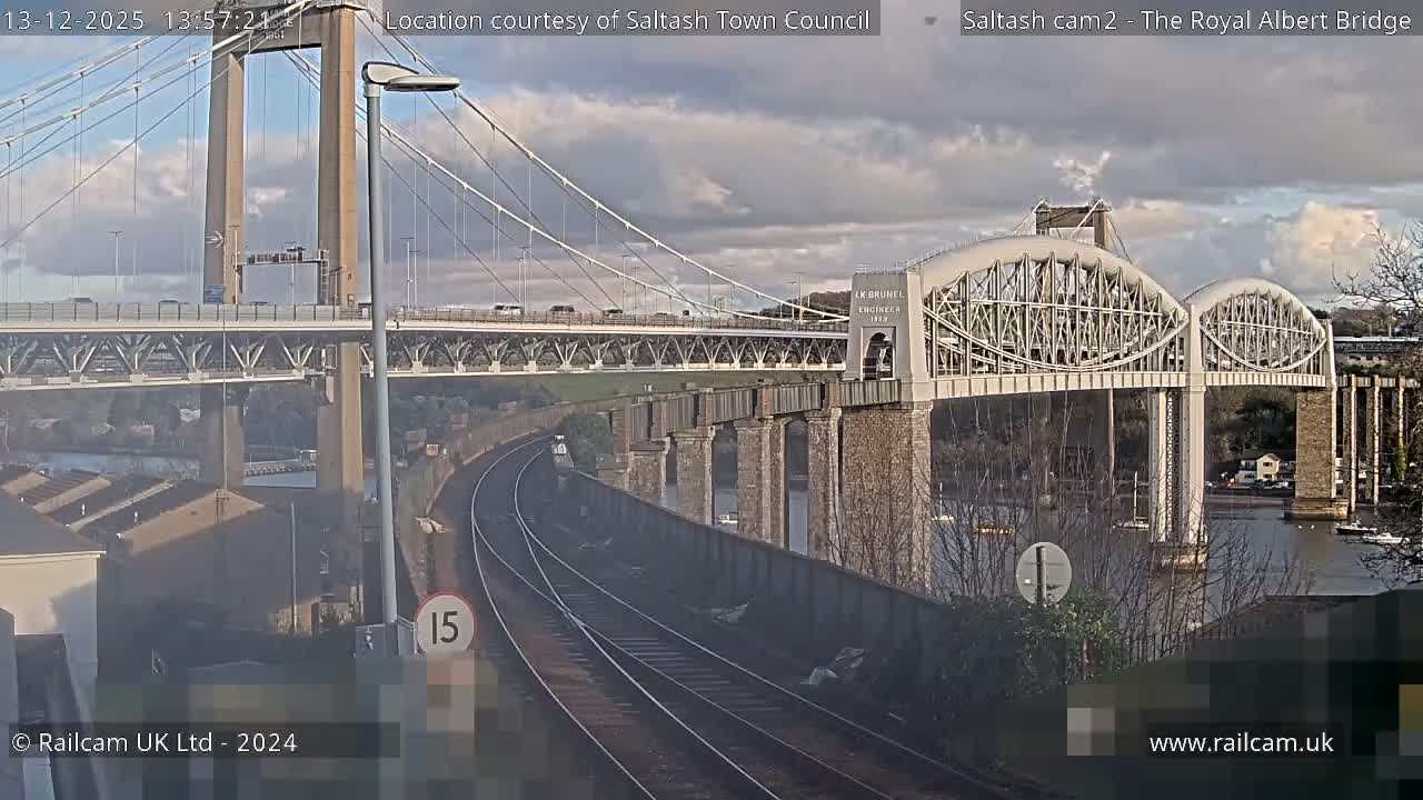 Saltash,  The Royal Albert Railway Bridge & Tamar Bridge / River Live Cam - Cornwall, South West, England, United Kingdom