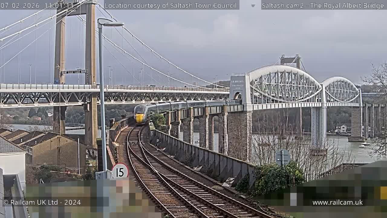Saltash,  The Royal Albert Railway Bridge & Tamar Bridge / River Live Cam - Cornwall, South West, England, United Kingdom