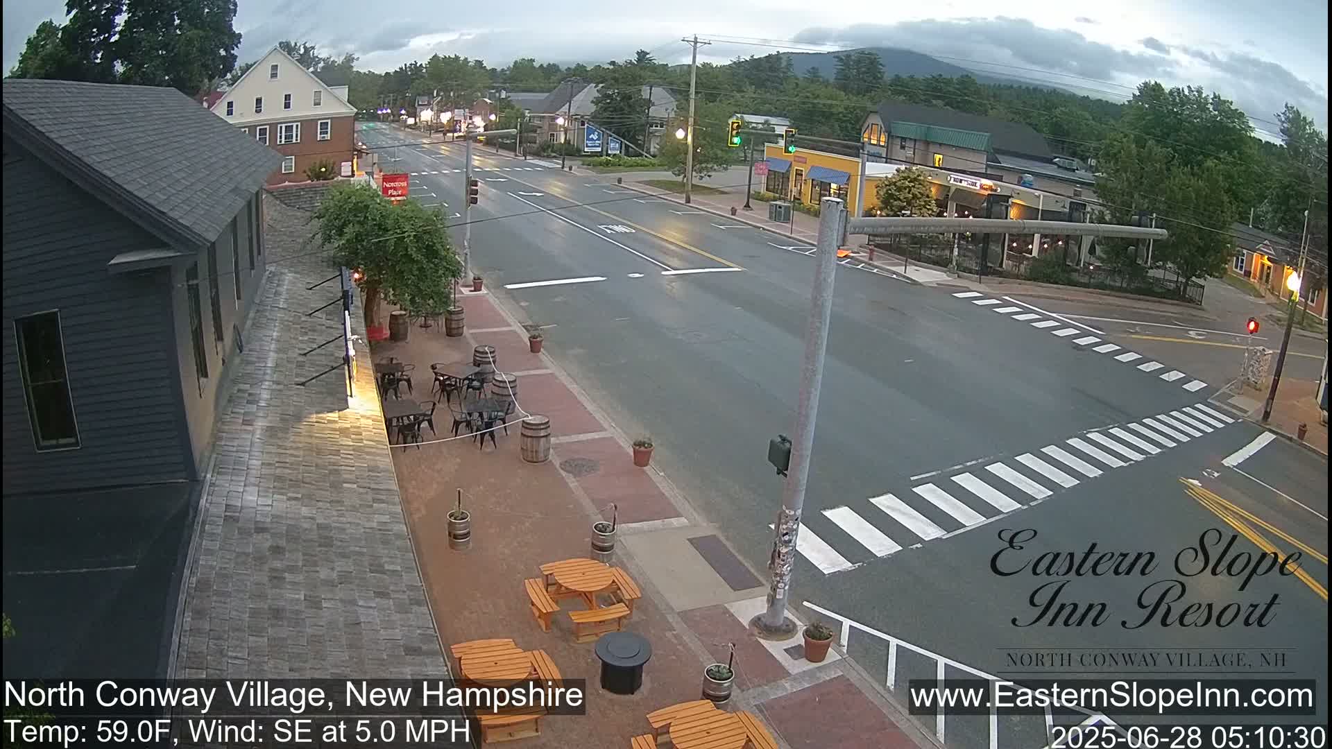 North Conway Village Live Cam - Conway, Carroll, New Hampshire, USA