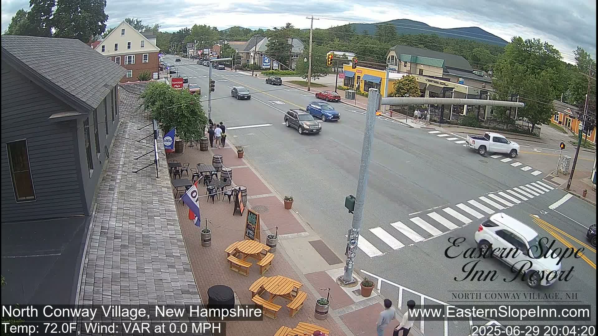 North Conway Village Live Cam - Conway, Carroll, New Hampshire, USA
