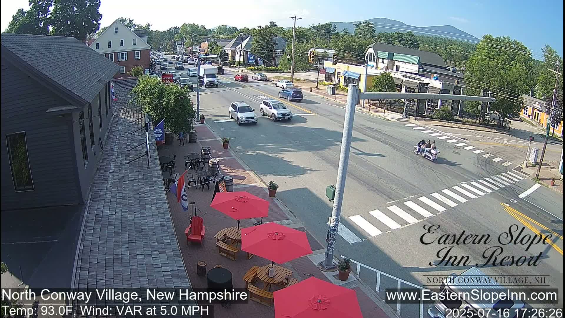 North Conway Village Live Cam - Conway, Carroll, New Hampshire, USA