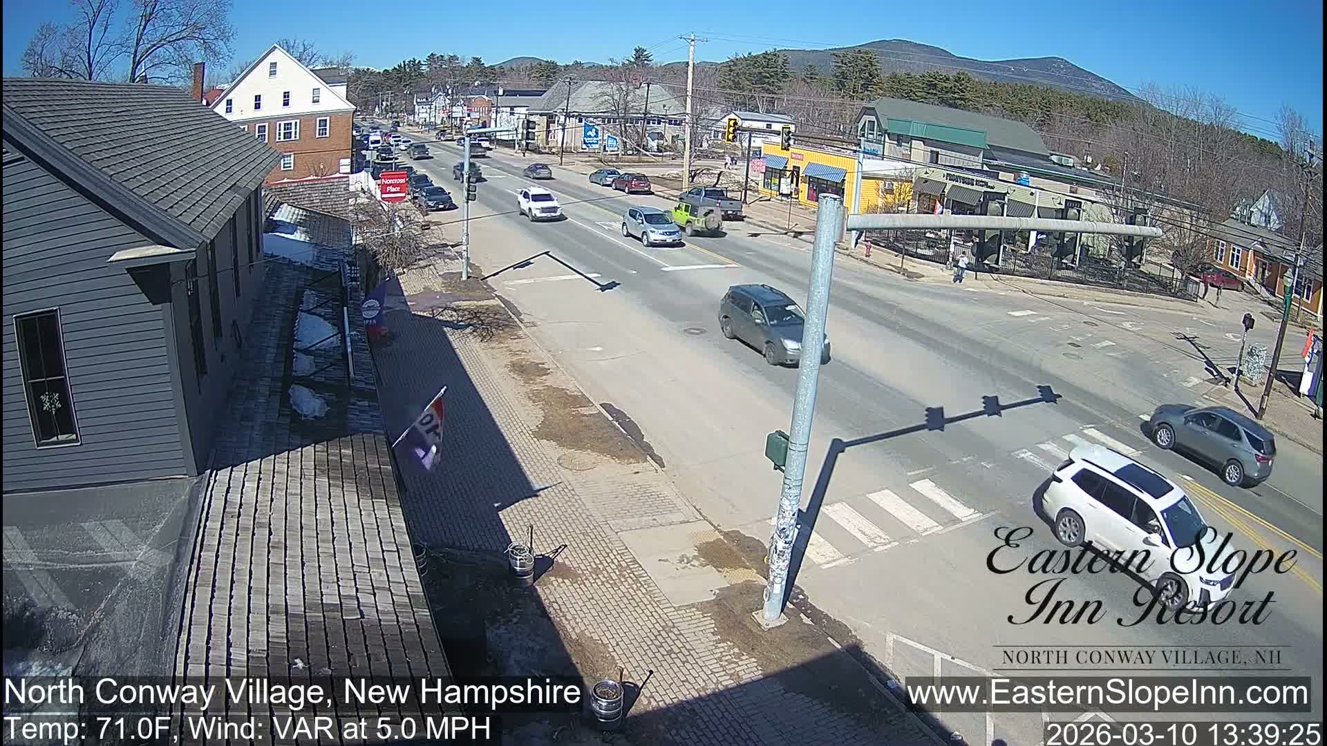 North Conway Village Live Cam - Conway, Carroll, New Hampshire, USA
