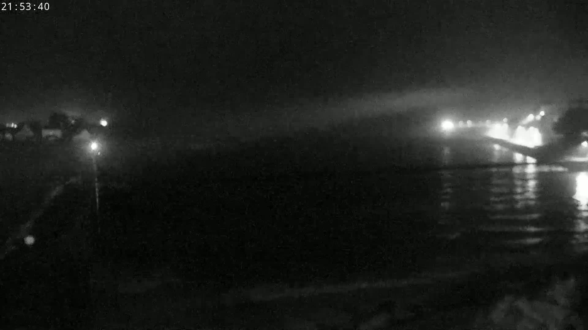 Audierne,  Passerelle des Capucins & Plage des Capucins Beach Live Cam - Quimper, Finistere, Bretagne, France