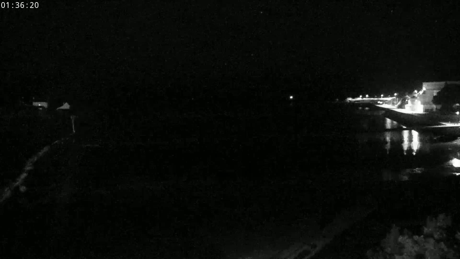 Audierne,  Passerelle des Capucins & Plage des Capucins Beach Live Cam - Quimper, Finistere, Bretagne, France