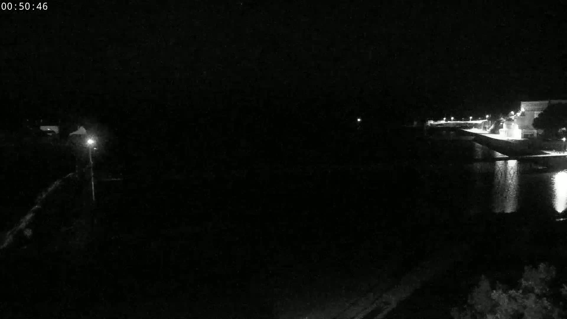 Audierne,  Passerelle des Capucins & Plage des Capucins Beach Live Cam - Quimper, Finistere, Bretagne, France