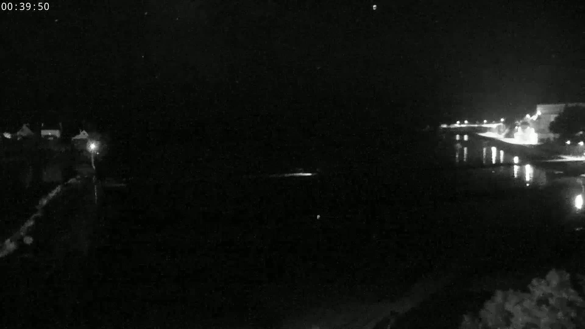 Audierne,  Passerelle des Capucins & Plage des Capucins Beach Live Cam - Quimper, Finistere, Bretagne, France