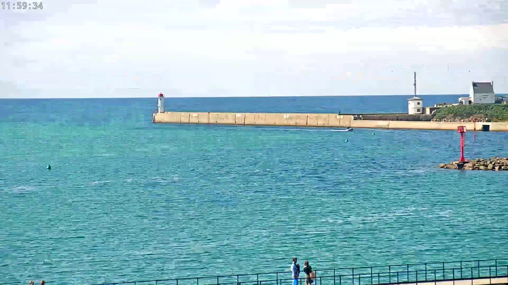 Audierne,  Passerelle des Capucins & Plage des Capucins Beach Live Cam - Quimper, Finistere, Bretagne, France