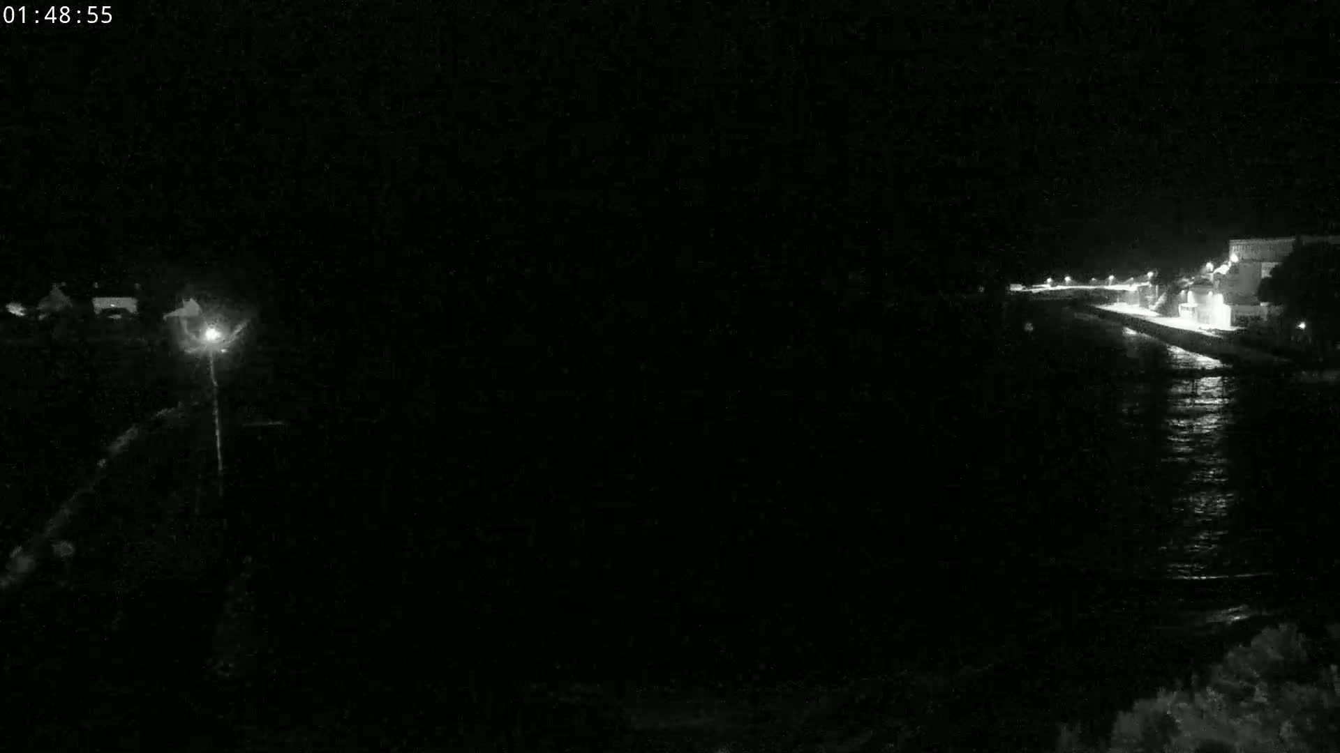 Audierne,  Passerelle des Capucins & Plage des Capucins Beach Live Cam - Quimper, Finistere, Bretagne, France