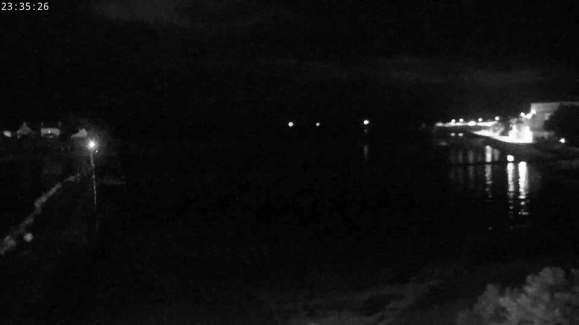 Audierne,  Passerelle des Capucins & Plage des Capucins Beach Live Cam - Quimper, Finistere, Bretagne, France