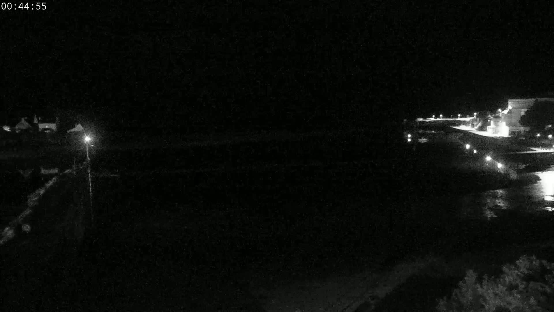 Audierne,  Passerelle des Capucins & Plage des Capucins Beach Live Cam - Quimper, Finistere, Bretagne, France