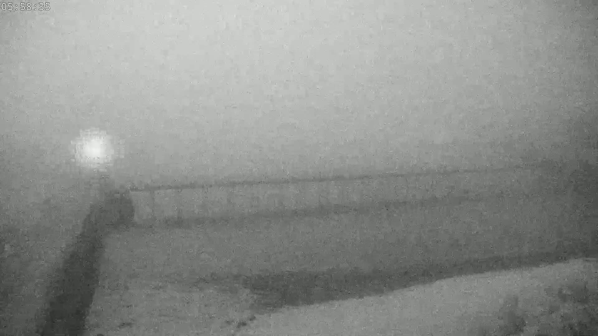 Audierne,  Passerelle des Capucins & Plage des Capucins Beach Live Cam - Quimper, Finistere, Bretagne, France