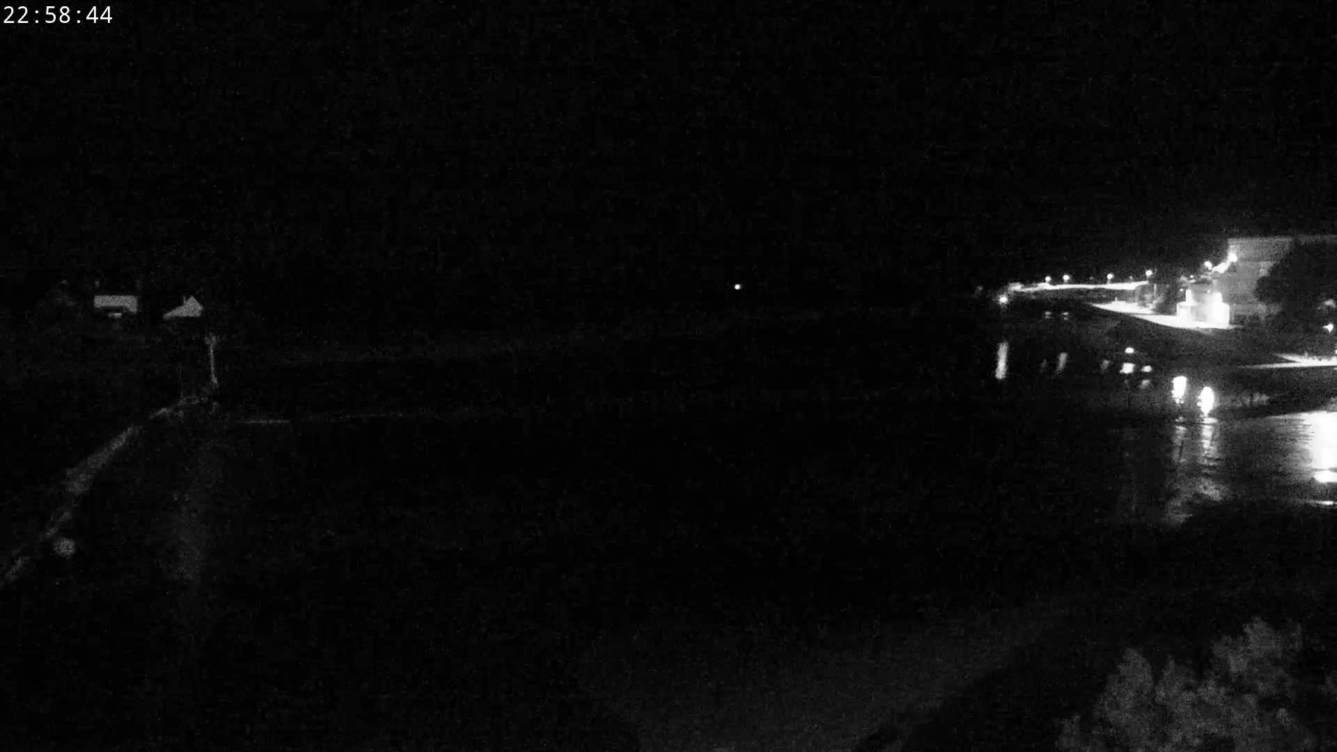 Audierne,  Passerelle des Capucins & Plage des Capucins Beach Live Cam - Quimper, Finistere, Bretagne, France