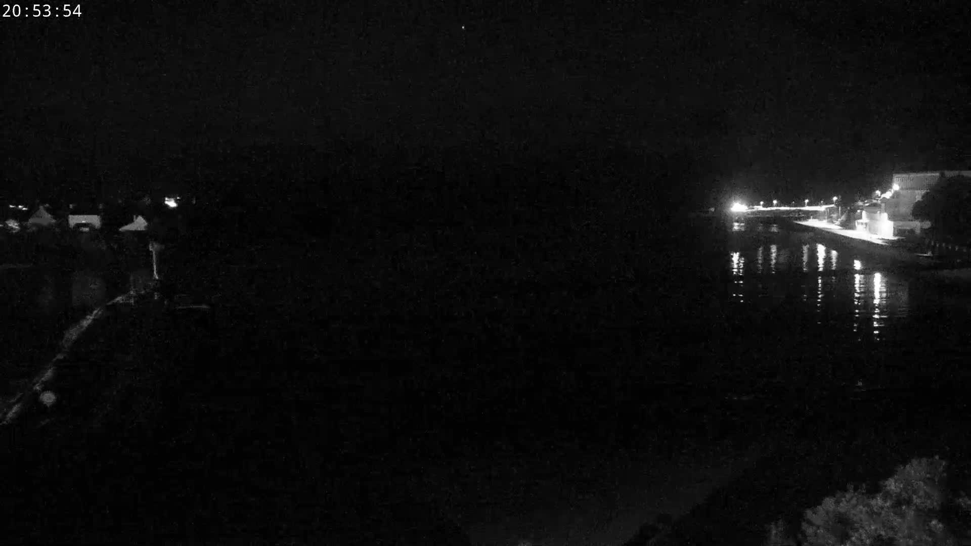 Audierne,  Passerelle des Capucins & Plage des Capucins Beach Live Cam - Quimper, Finistere, Bretagne, France