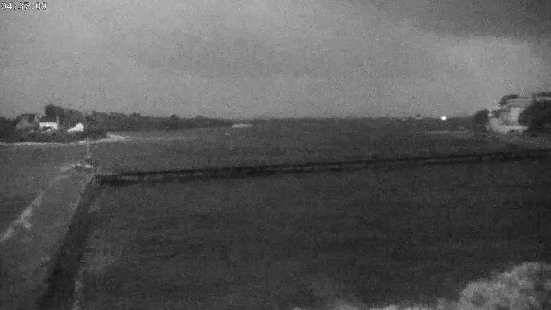 Audierne,  Passerelle des Capucins & Plage des Capucins Beach Live Cam - Quimper, Finistere, Bretagne, France