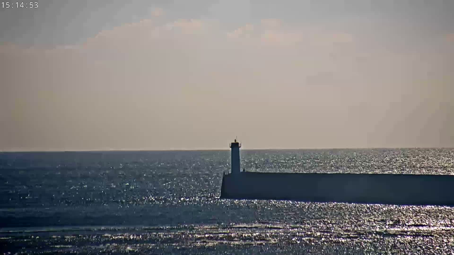 Audierne,  Passerelle des Capucins & Plage des Capucins Beach Live Cam - Quimper, Finistere, Bretagne, France