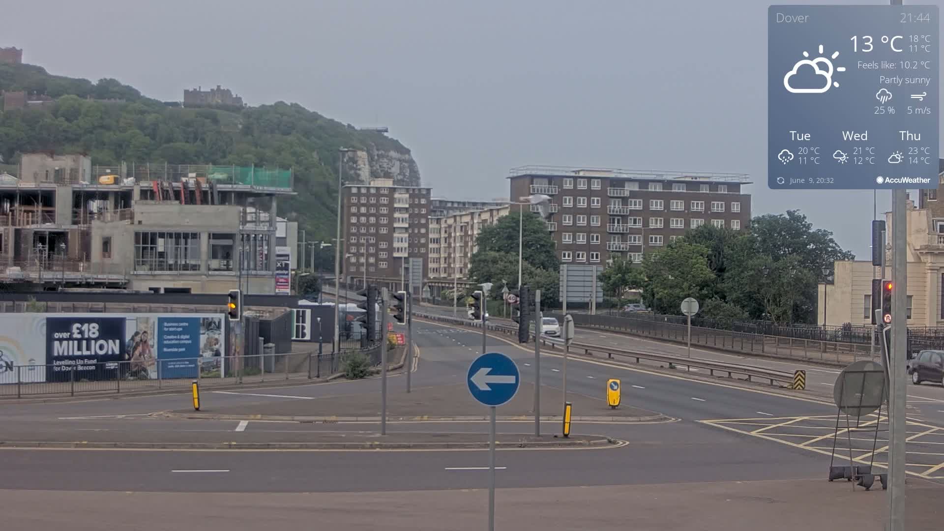 Dover Castle & A256 & A20 Junction Live Cam - Dover, Kent, South East, England, United Kingdom