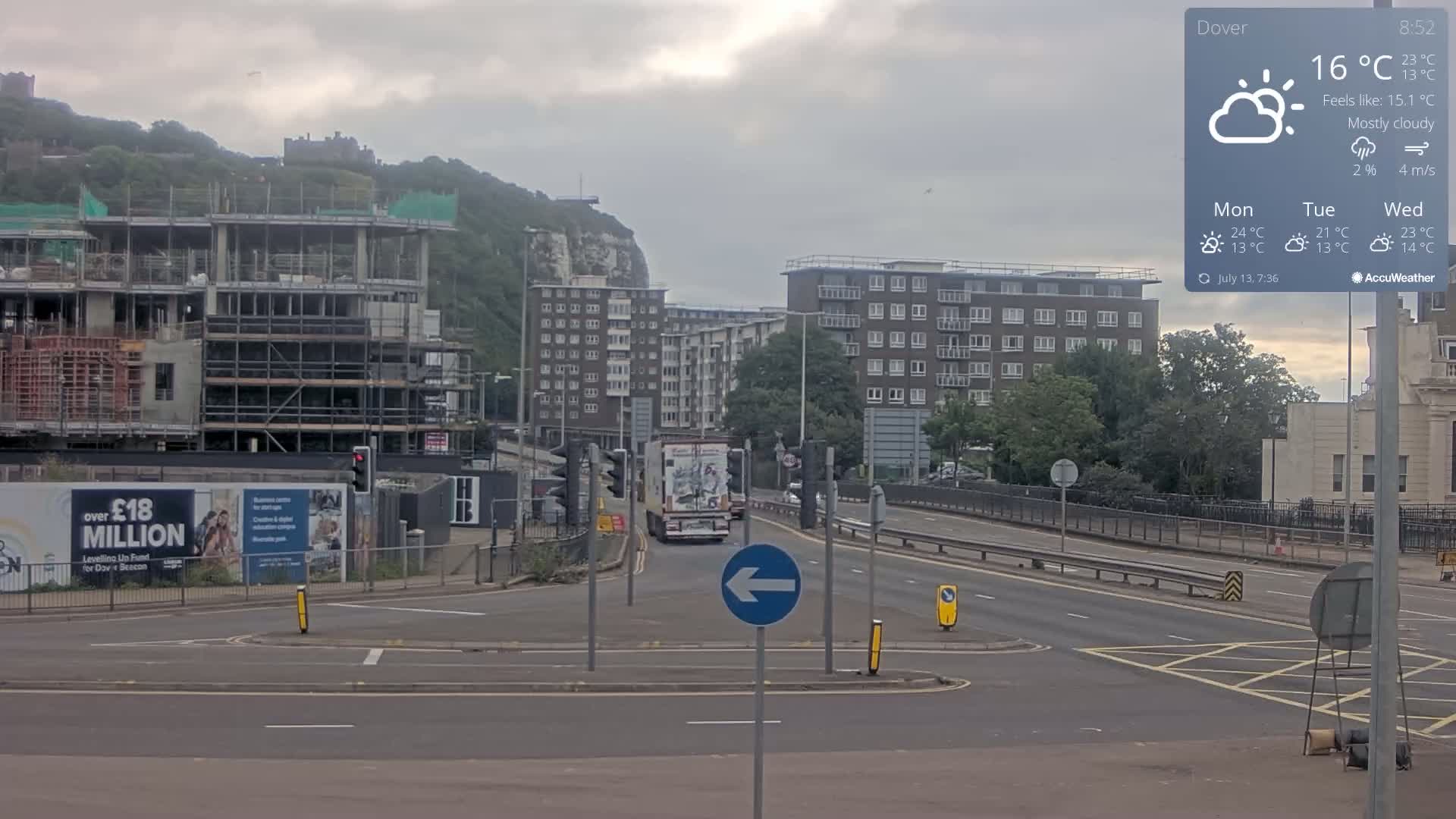 Dover Castle & A256 & A20 Junction Live Cam - Dover, Kent, South East, England, United Kingdom