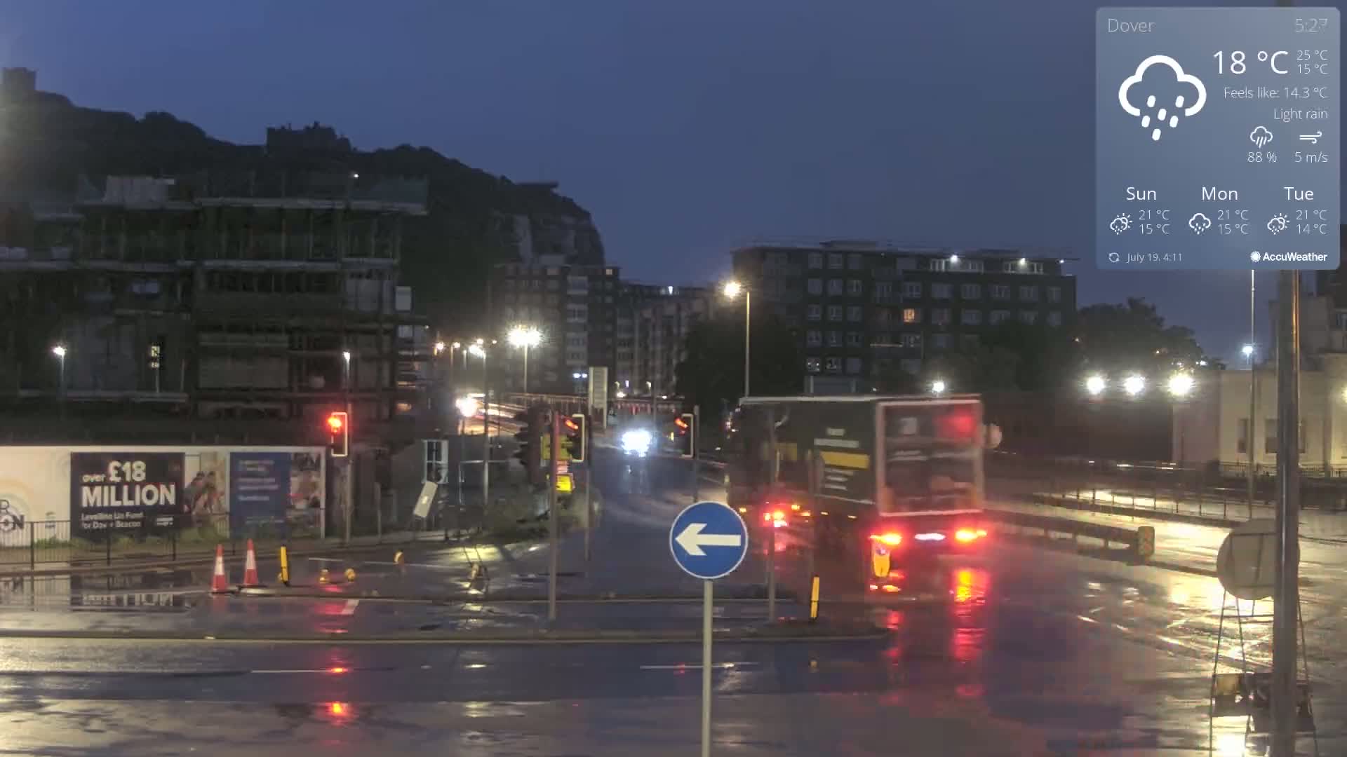 Dover Castle & A256 & A20 Junction Live Cam - Dover, Kent, South East, England, United Kingdom