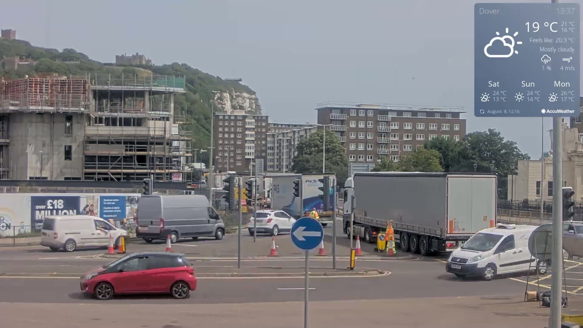 Dover Castle & A256 & A20 Junction Live Cam - Dover, Kent, South East, England, United Kingdom