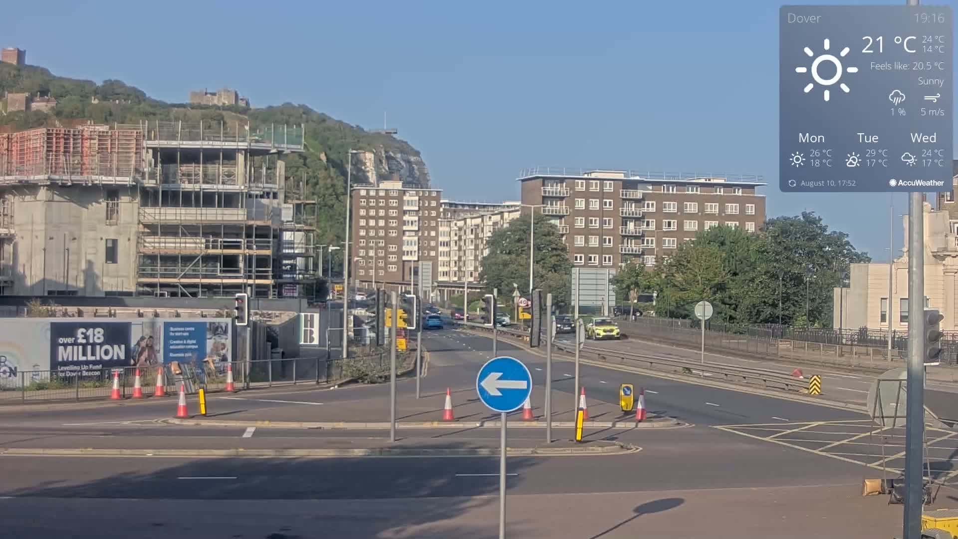 Dover Castle & A256 & A20 Junction Live Cam - Dover, Kent, South East, England, United Kingdom