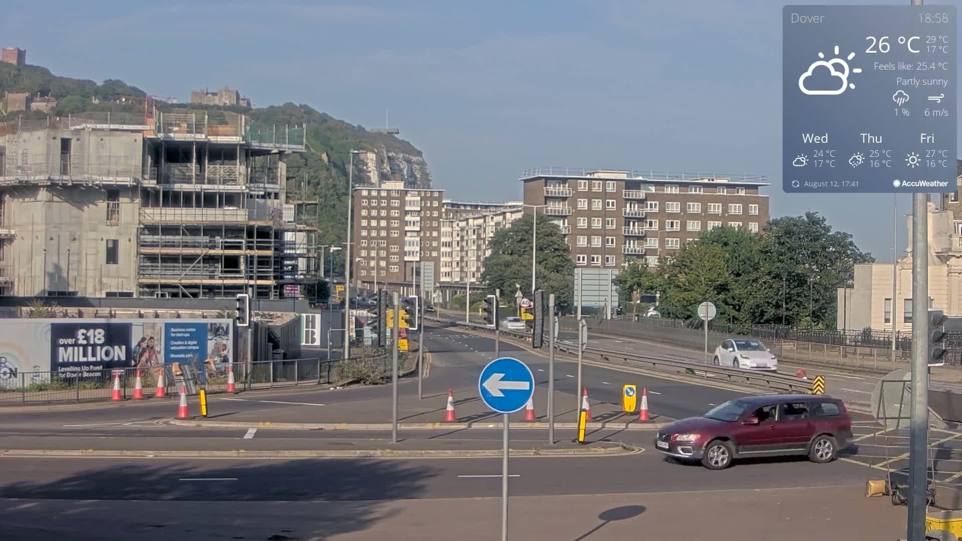 Dover Castle & A256 & A20 Junction Live Cam - Dover, Kent, South East, England, United Kingdom