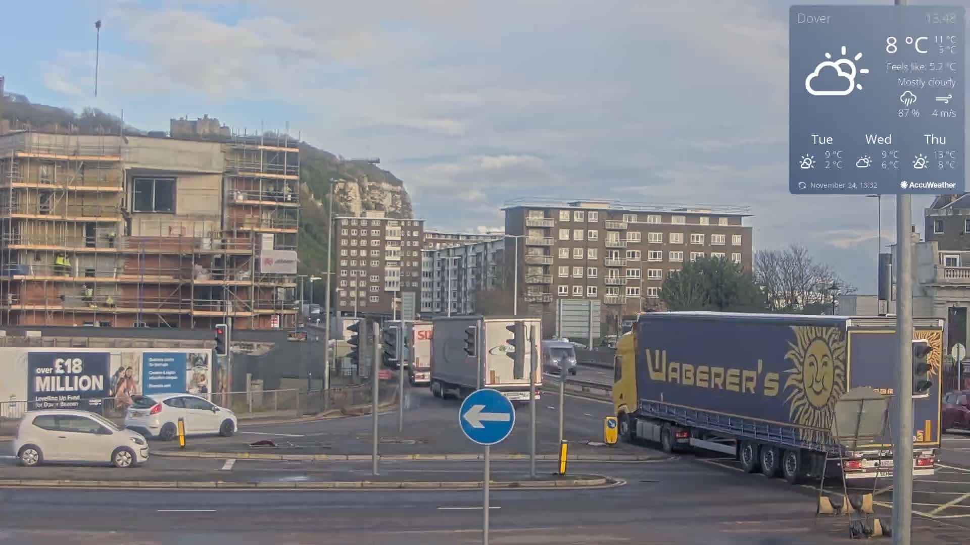 Dover Castle & A256 & A20 Junction Live Cam - Dover, Kent, South East, England, United Kingdom