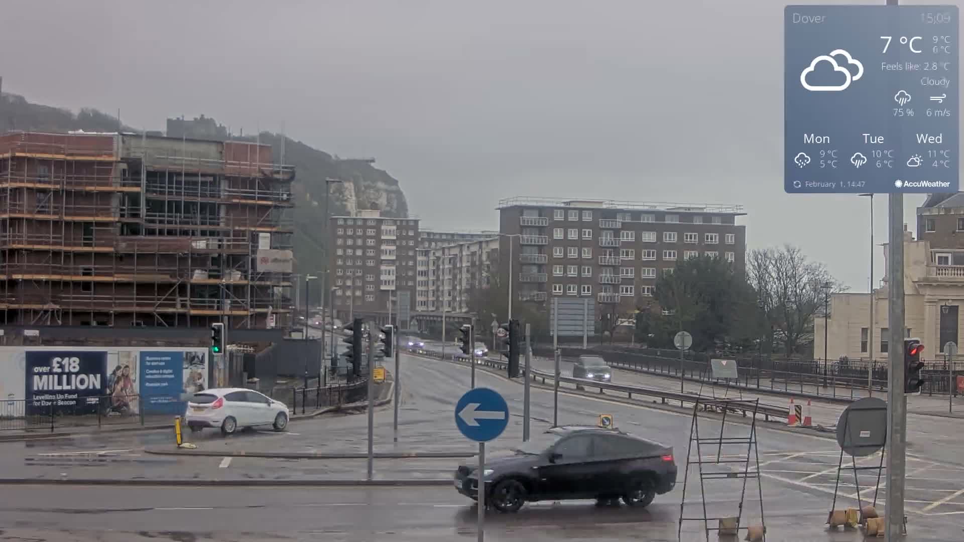 Dover Castle & A256 & A20 Junction Live Cam - Dover, Kent, South East, England, United Kingdom