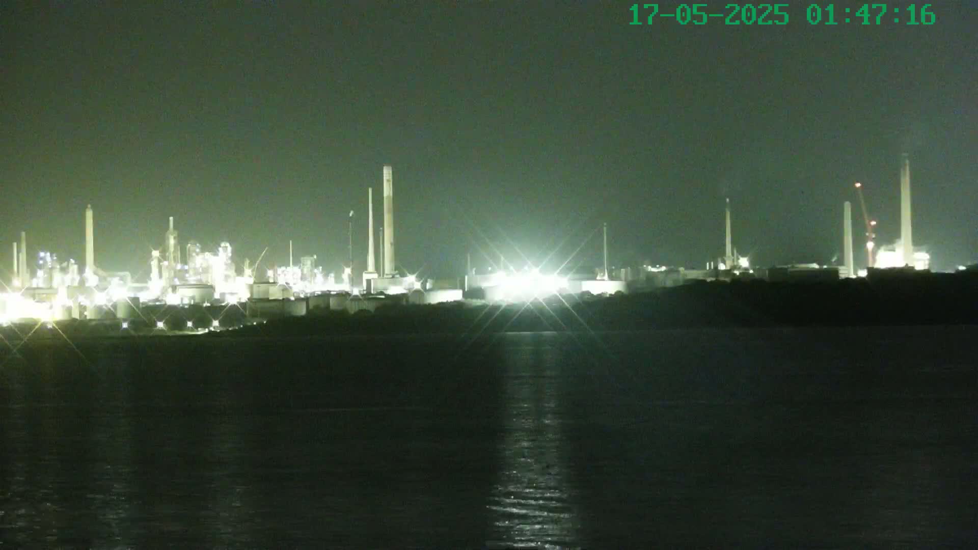 Netley,  The Solent Water Shipspotting Live Cam - Borough of Eastleigh, Hampshire, South East, England, United Kingdom