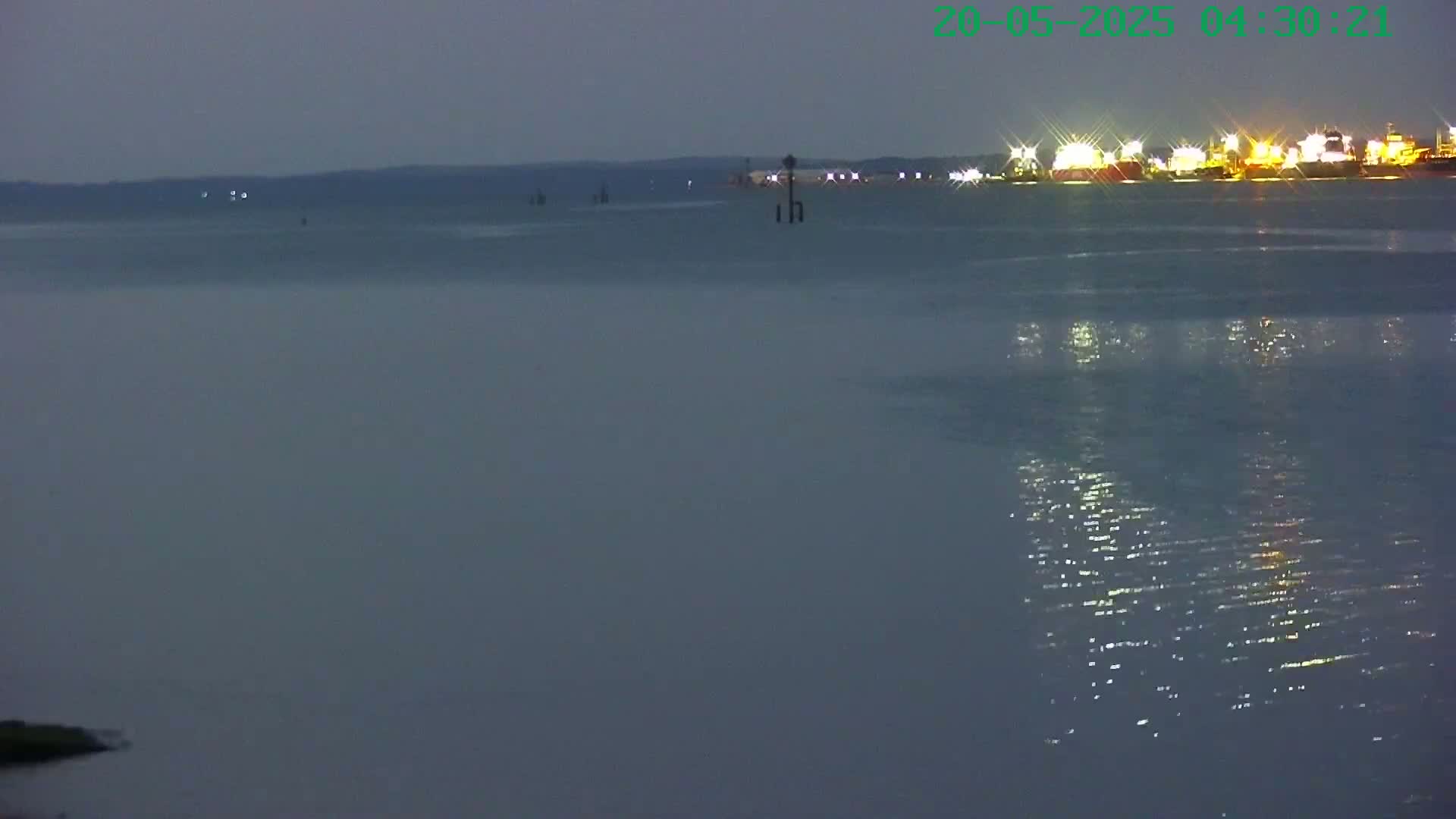 Netley,  The Solent Water Shipspotting Live Cam - Borough of Eastleigh, Hampshire, South East, England, United Kingdom