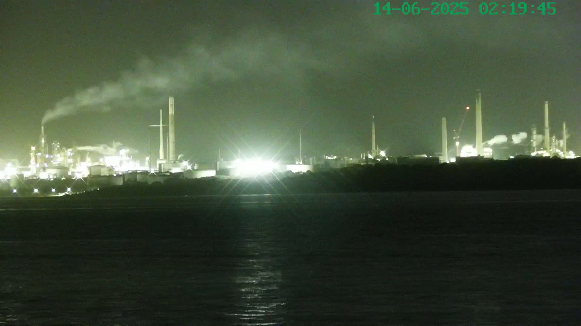 Netley,  The Solent Water Shipspotting Live Cam - Borough of Eastleigh, Hampshire, South East, England, United Kingdom
