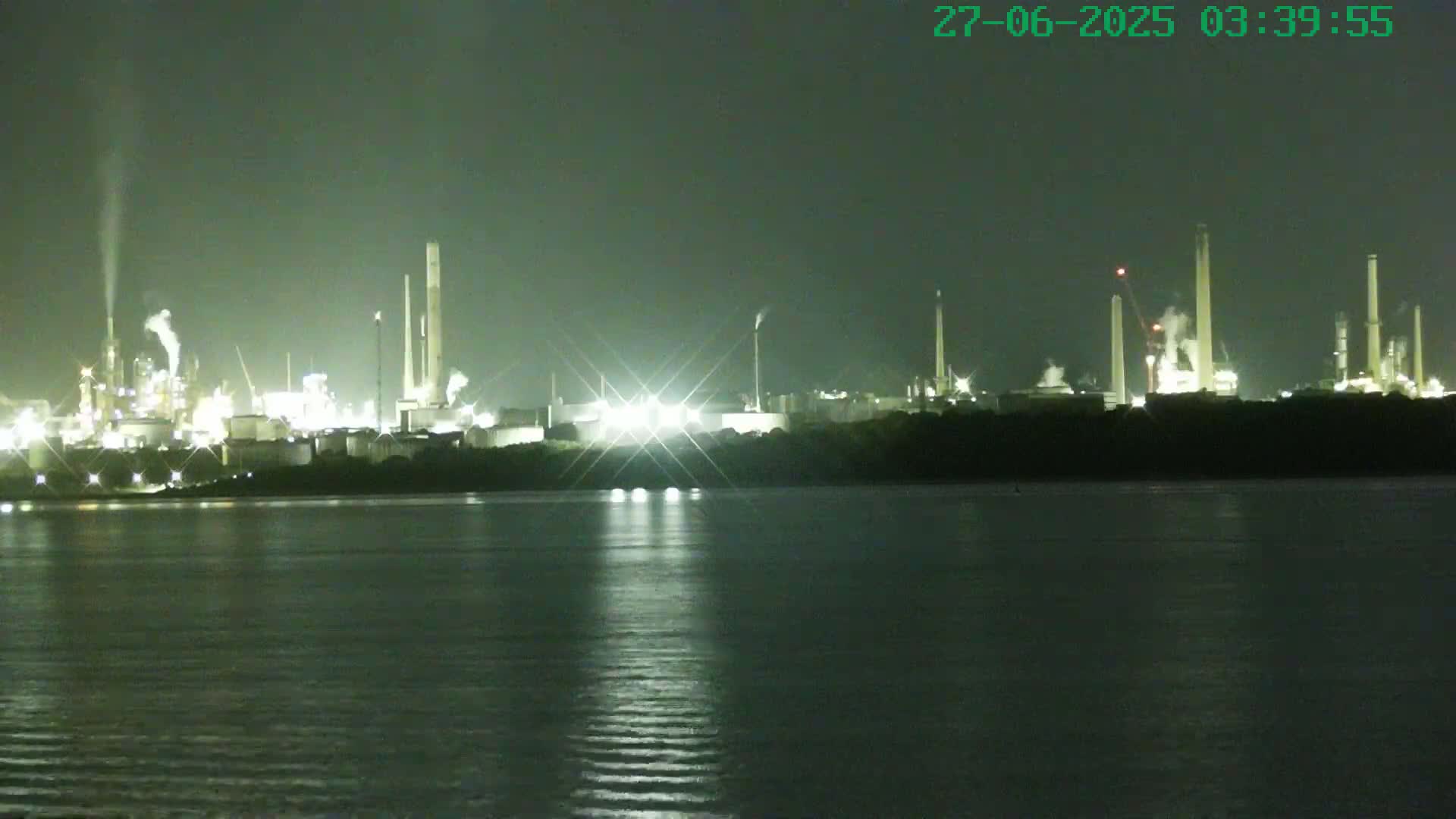 Netley,  The Solent Water Shipspotting Live Cam - Borough of Eastleigh, Hampshire, South East, England, United Kingdom