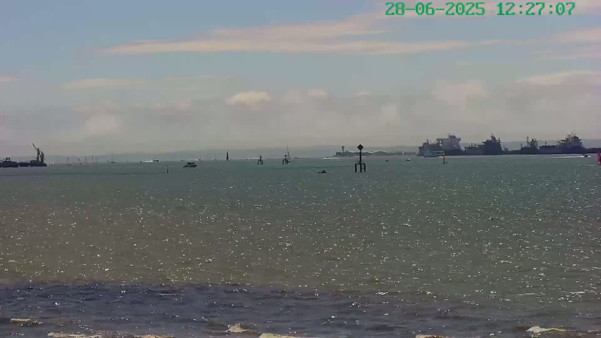 Netley,  The Solent Water Shipspotting Live Cam - Borough of Eastleigh, Hampshire, South East, England, United Kingdom