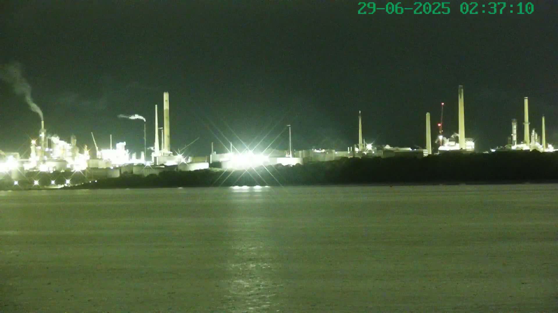 Netley,  The Solent Water Shipspotting Live Cam - Borough of Eastleigh, Hampshire, South East, England, United Kingdom