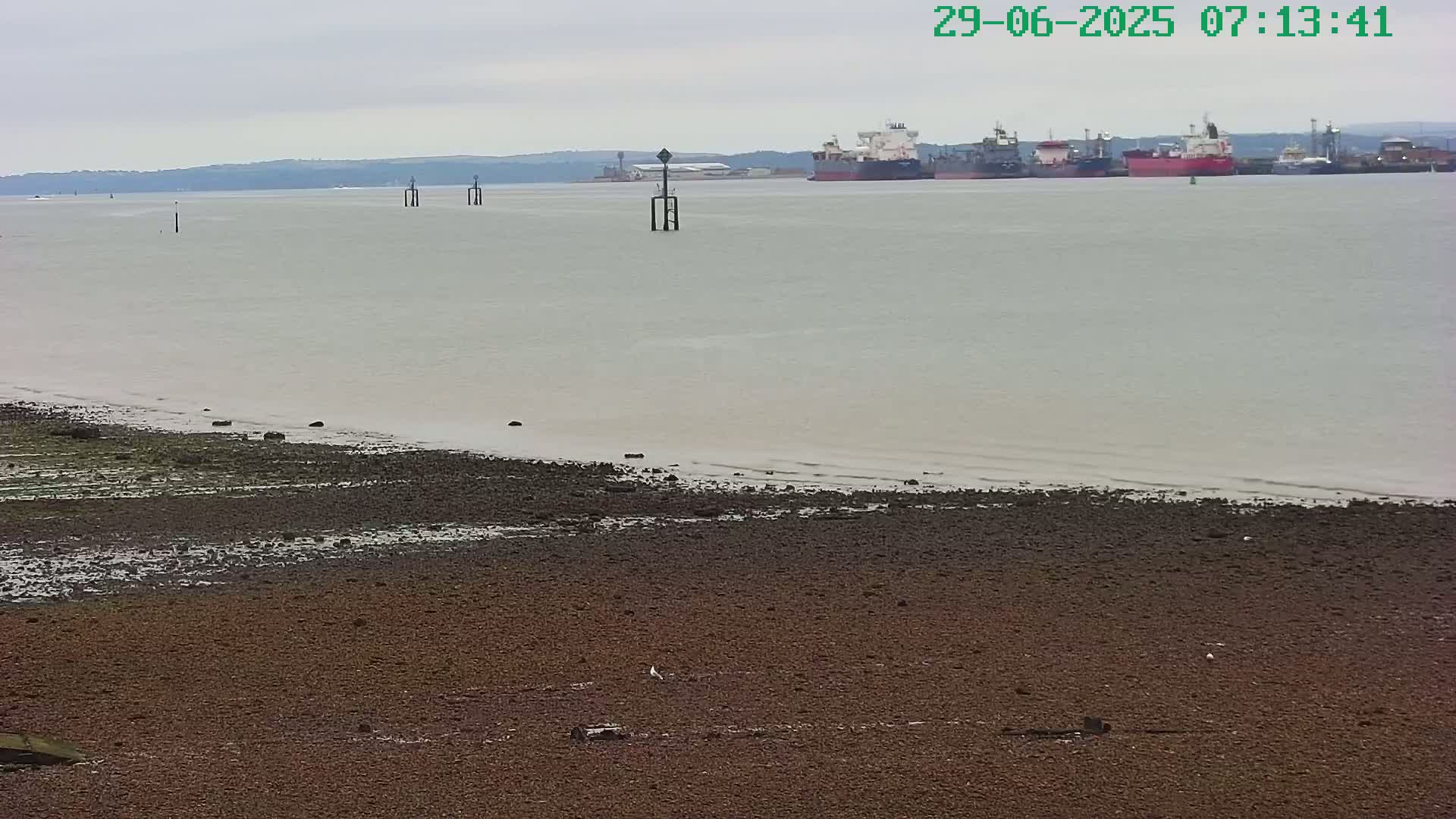 Netley,  The Solent Water Shipspotting Live Cam - Borough of Eastleigh, Hampshire, South East, England, United Kingdom