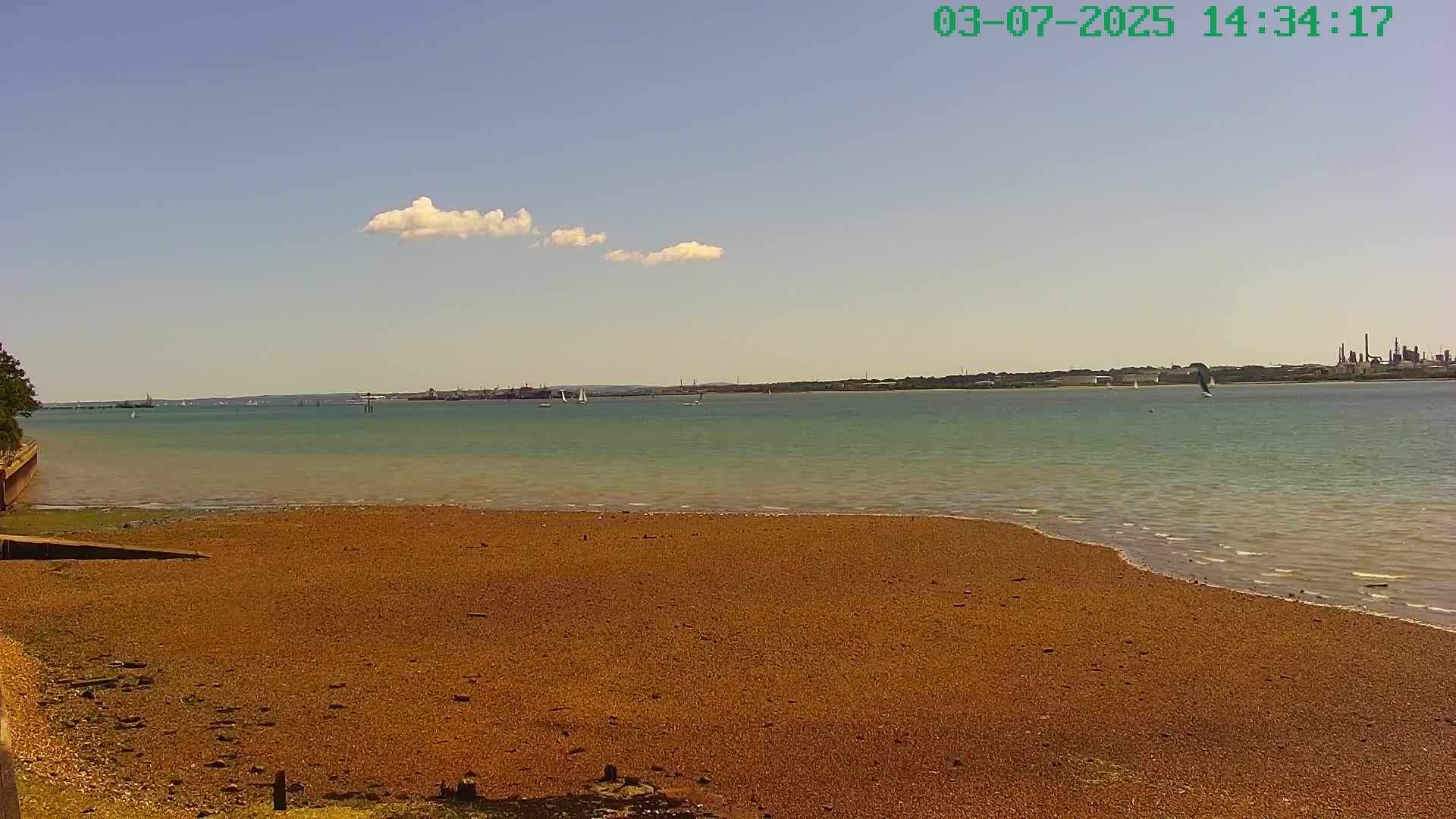 Netley,  The Solent Water Shipspotting Live Cam - Borough of Eastleigh, Hampshire, South East, England, United Kingdom