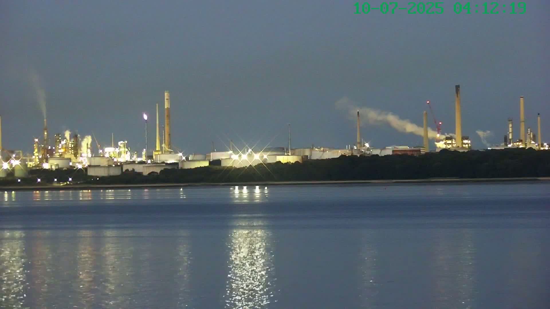 Netley,  The Solent Water Shipspotting Live Cam - Borough of Eastleigh, Hampshire, South East, England, United Kingdom
