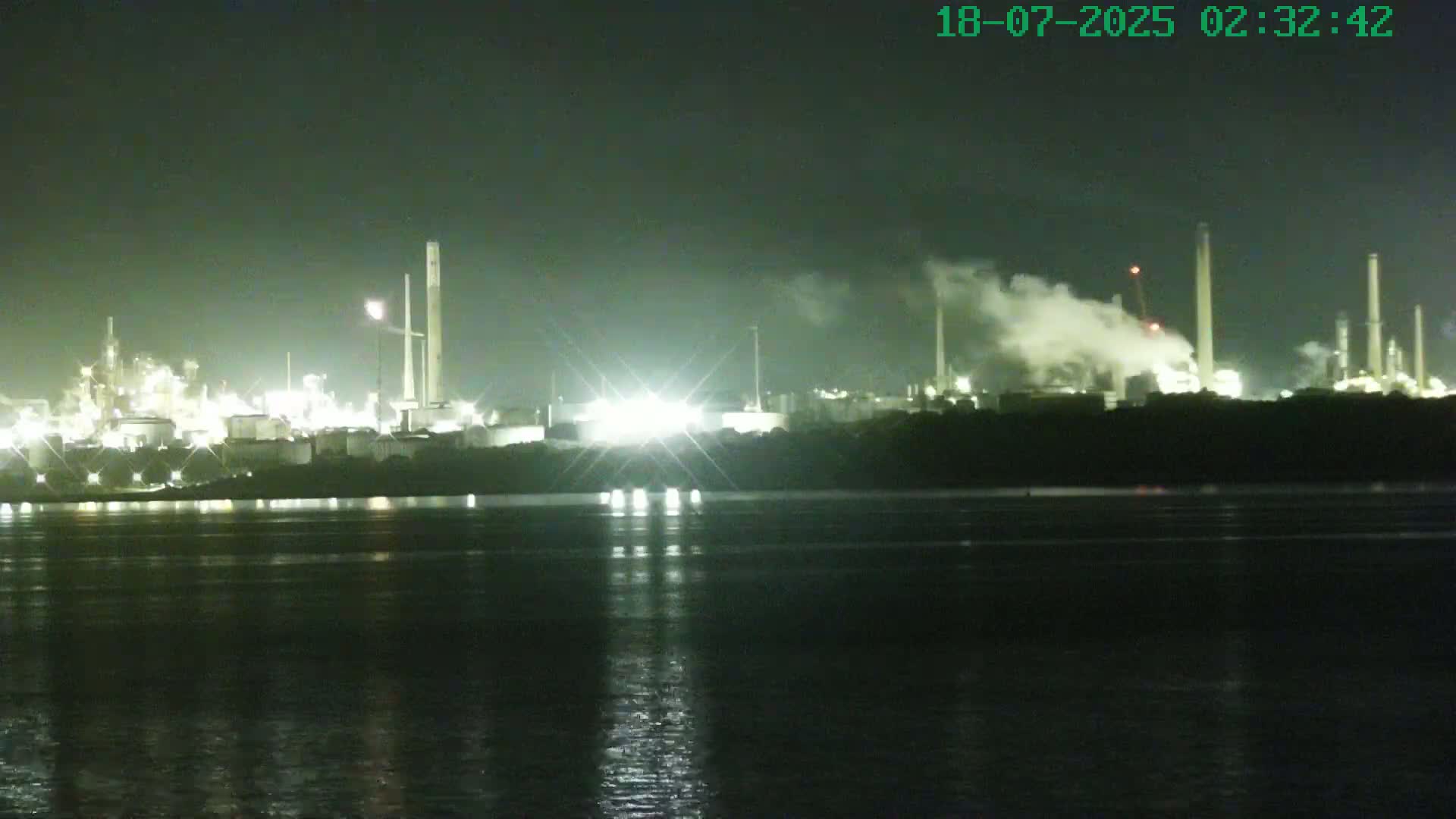 Netley,  The Solent Water Shipspotting Live Cam - Borough of Eastleigh, Hampshire, South East, England, United Kingdom