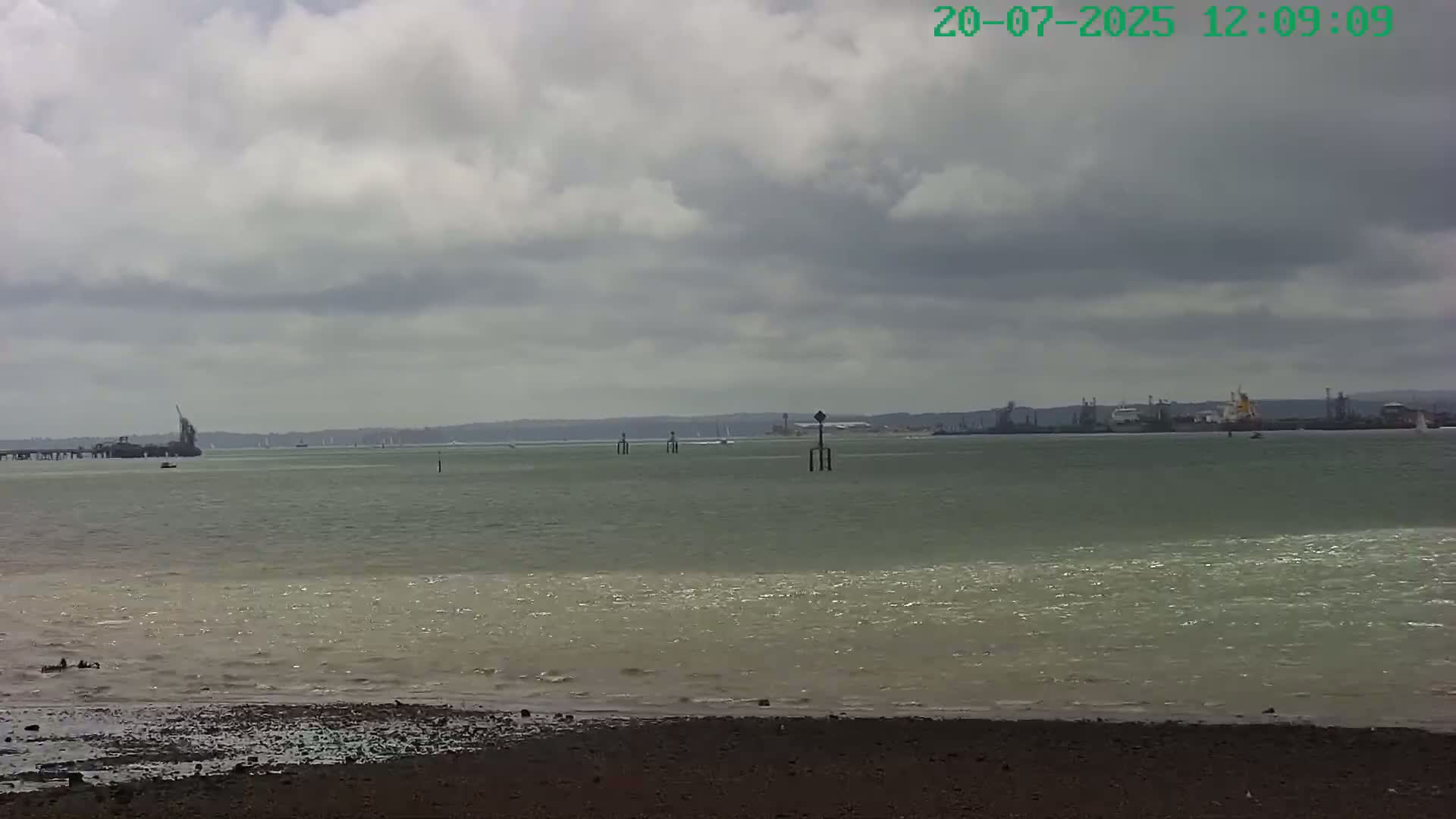 Netley,  The Solent Water Shipspotting Live Cam - Borough of Eastleigh, Hampshire, South East, England, United Kingdom