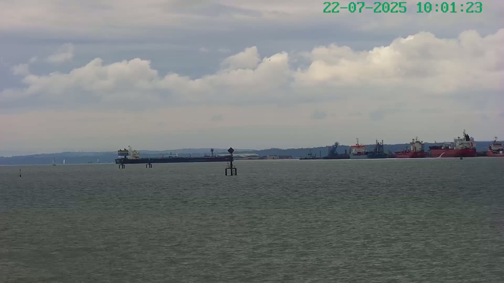 Netley,  The Solent Water Shipspotting Live Cam - Borough of Eastleigh, Hampshire, South East, England, United Kingdom