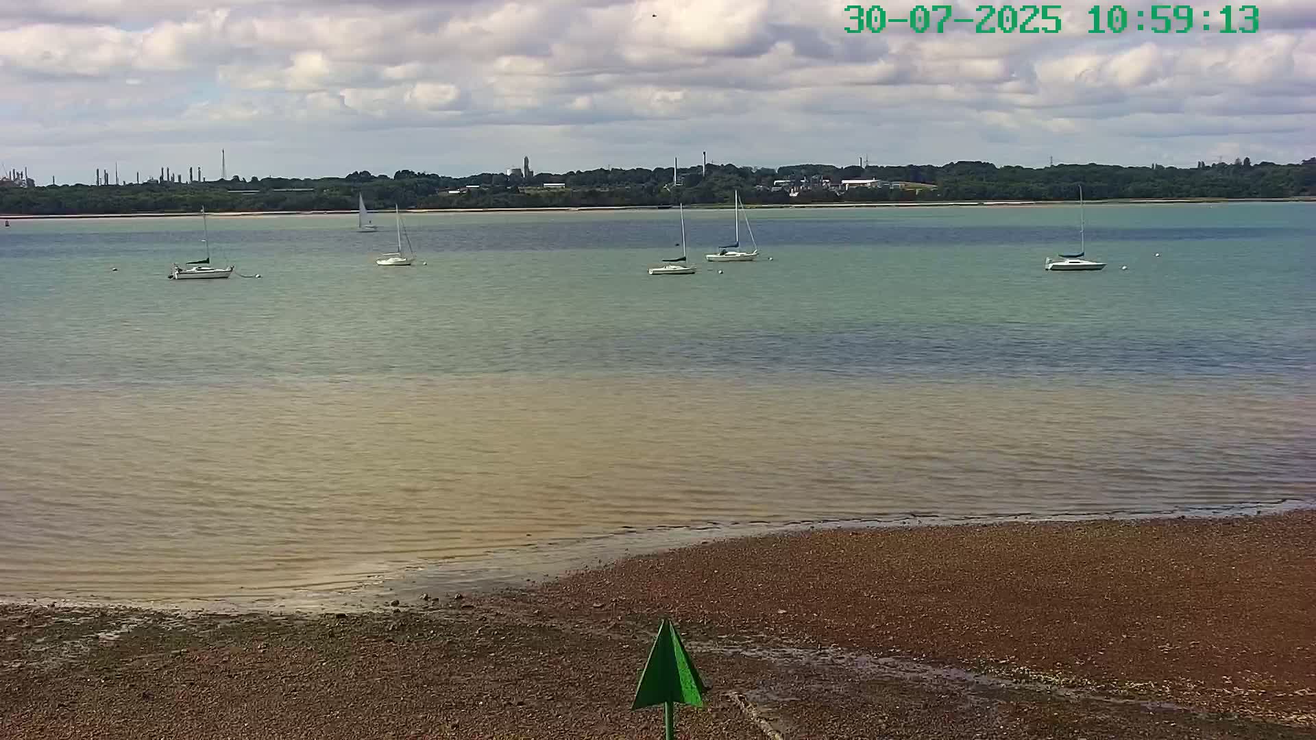 Netley,  The Solent Water Shipspotting Live Cam - Borough of Eastleigh, Hampshire, South East, England, United Kingdom