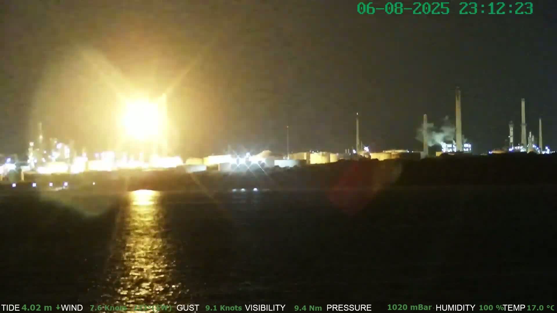 Netley,  The Solent Water Shipspotting Live Cam - Borough of Eastleigh, Hampshire, South East, England, United Kingdom