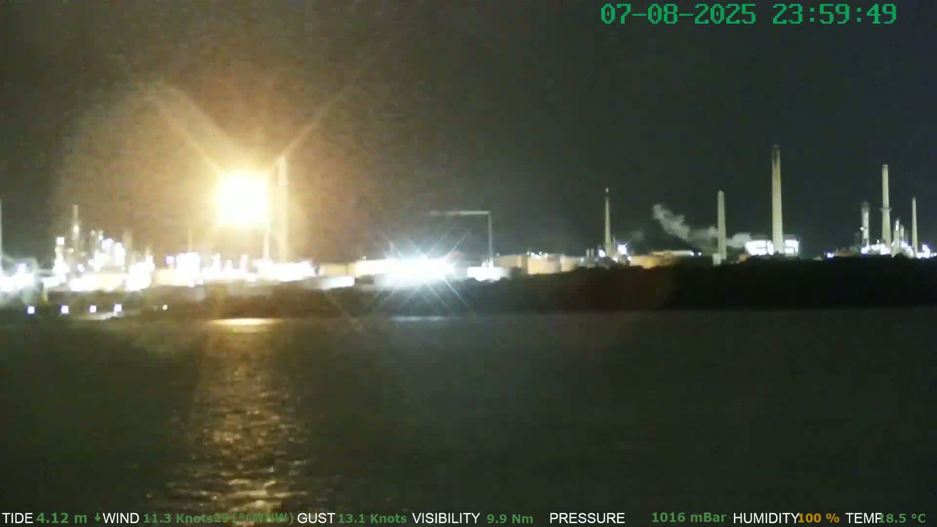 Netley,  The Solent Water Shipspotting Live Cam - Borough of Eastleigh, Hampshire, South East, England, United Kingdom