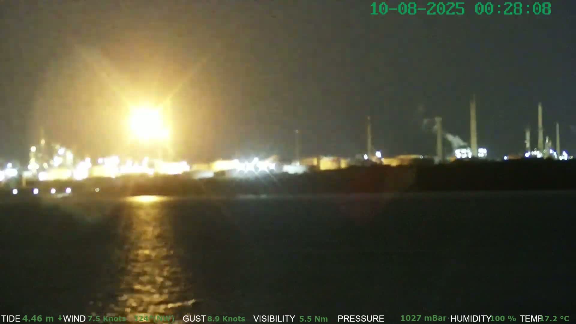Netley,  The Solent Water Shipspotting Live Cam - Borough of Eastleigh, Hampshire, South East, England, United Kingdom