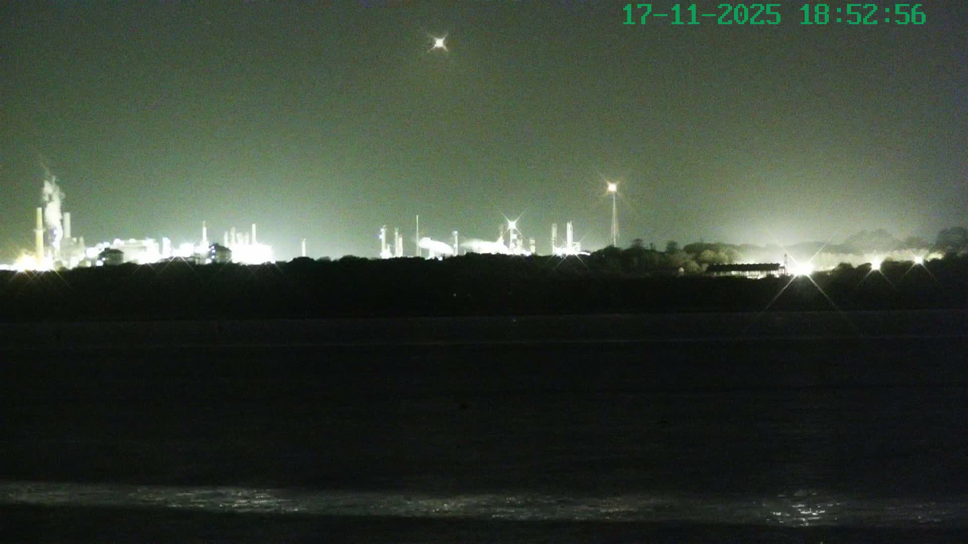 Netley,  The Solent Water Shipspotting Live Cam - Borough of Eastleigh, Hampshire, South East, England, United Kingdom