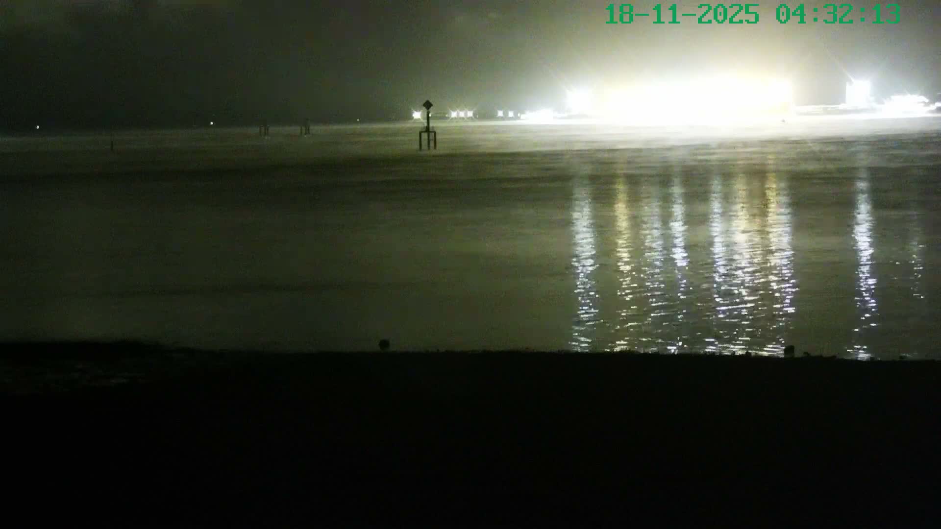 Netley,  The Solent Water Shipspotting Live Cam - Borough of Eastleigh, Hampshire, South East, England, United Kingdom